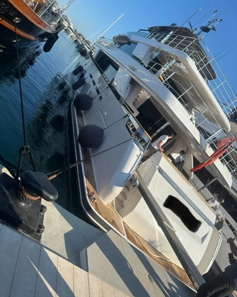 réparation bateau à Antibes